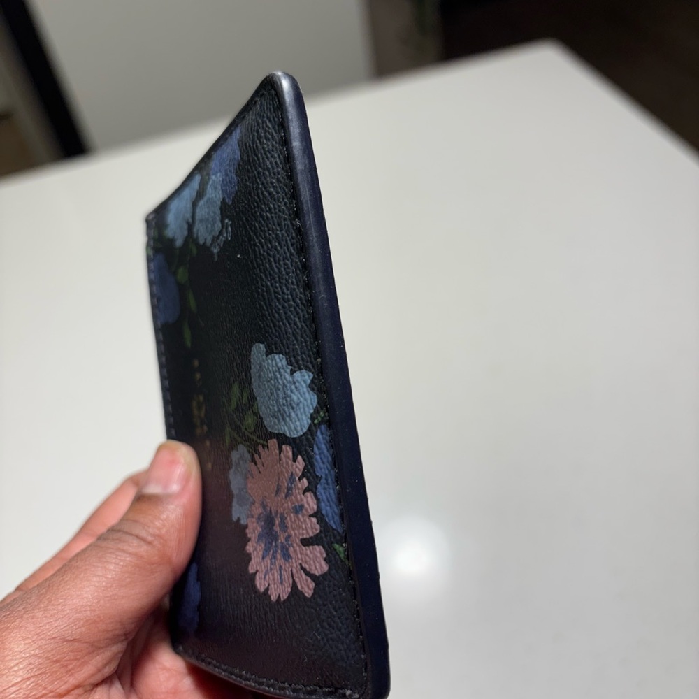 Coach Floral Card Holder - Picture 9 of 9